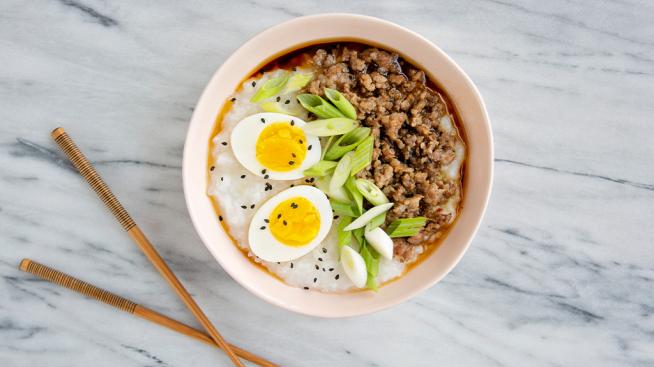Image https://www.naturalgrocers.com/sites/default/files/styles/search_card/public/media_images/HealthCrusader_Congee%20Hot%20Pork%20Sausage%20and%20Egg_Recipe%20Feature_1024x587.jpg?itok=hJZ_QEJd