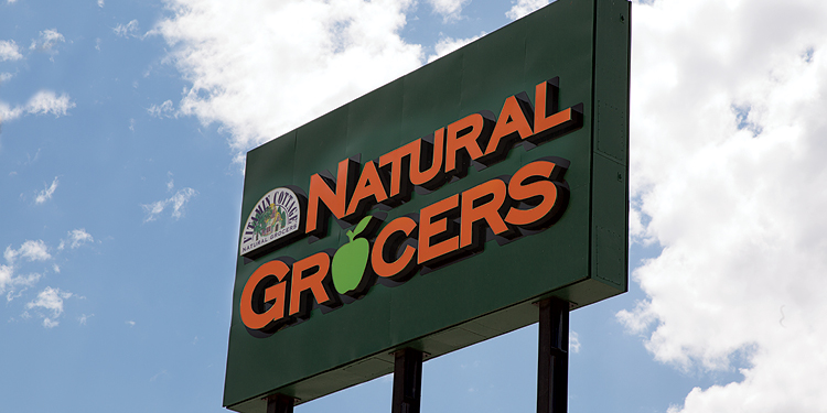 Natural Grocers store sign
