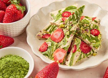 Strawberry Matcha Latte Yogurt Bark