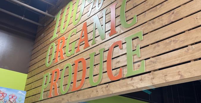 Natural Grocers - Sioux Falls - 100% Organic Produce Department