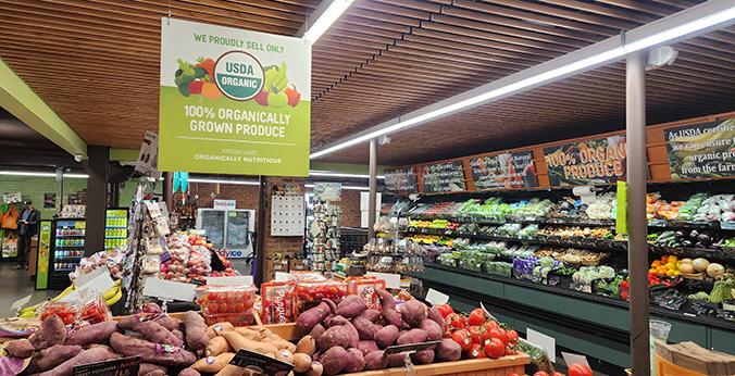 Natural Grocers Tucson - Broadway and Country Club 100% Organic Produce Department