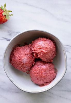 Simply Scrumptious Organic Strawberry Sorbet