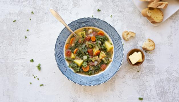Hearty Vegetable Soup 