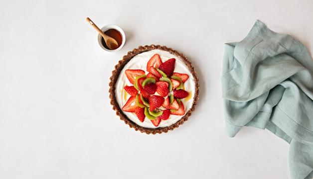 No-Bake Fruit and Yogurt Tart