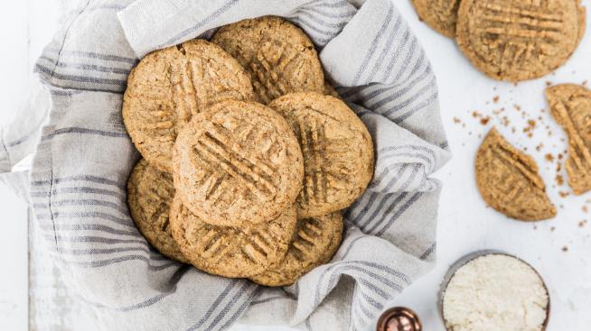 Image https://www.naturalgrocers.com/sites/default/files/styles/search_card/public/NG_Recipe_Almond%20Flour%20Shortbread%20Cookies_01.jpg?itok=HUVXB167