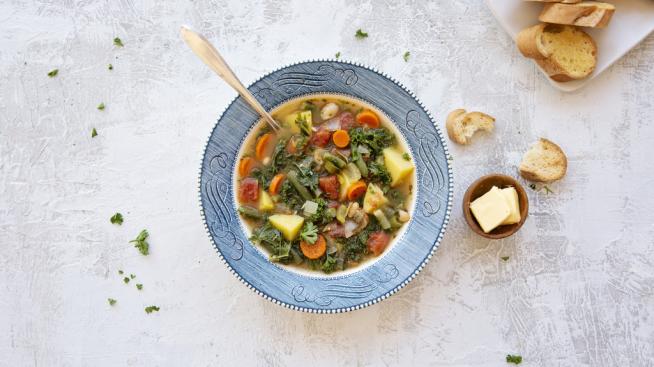 Hearty Vegetable Soup 