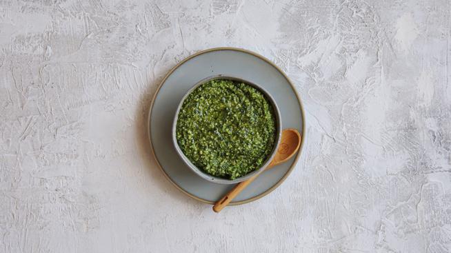 Image https://www.naturalgrocers.com/sites/default/files/styles/search_card/public/media_images/14813_Kale_Pesto_Web_Recipe_Feature_1024x587.jpg?itok=xuUsx265