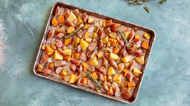 Image https://www.naturalgrocers.com/sites/default/files/styles/search_card/public/media_images/17321_Sheet_Pan_Sausage_with_Roasted_Onion_Potatoes_and_Apple_Web_Recipe_Feature_1024x587.jpg?itok=r9jn6BPr