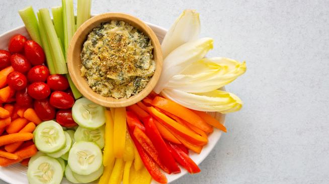 Image https://www.naturalgrocers.com/sites/default/files/styles/search_card/public/media_images/Vegan%20Spinach%20Artichoke%20Dip_Recipe%20Feature_1024x587.jpg?itok=bFKhABKS